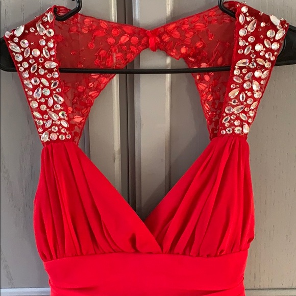 Red semi formal dress size 11 - Picture 2 of 5